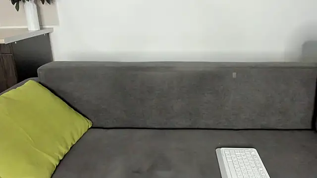 Snapshot of miss_emily_ chatting on December 25, 9:54 pm miss emily online show from December 25, 9:54 pm