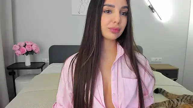 Snapshot of miss_emily_ chatting on April 4, 10:18 pm miss emily online show from April 4, 10:18 pm