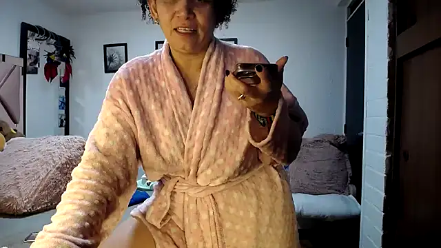 maturehoxx online show from January 11, 12:22 am