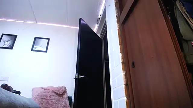 maturehoxx online show from March 15, 3:51 am