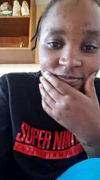 Samia Queen online show from December 14, 1:49 pm