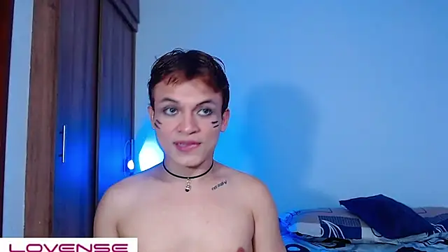 Leon Wild online show from March 27, 3:56 am