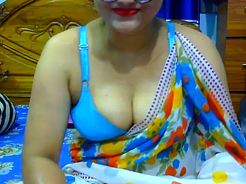 Daneldayna online show from June 9, 6:19 pm
