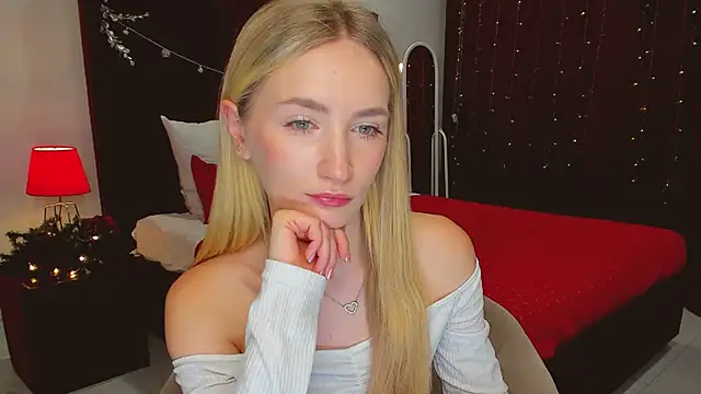 bella  rose online show from December 13, 9:13 am