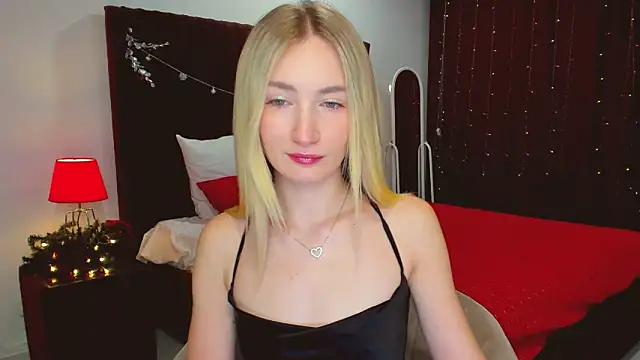 bella  rose online show from December 14, 6:13 am
