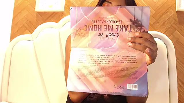 Snapshot of malorybrown chatting on December 3, 3:55 pm malorybrown online show from December 3, 3:55 pm