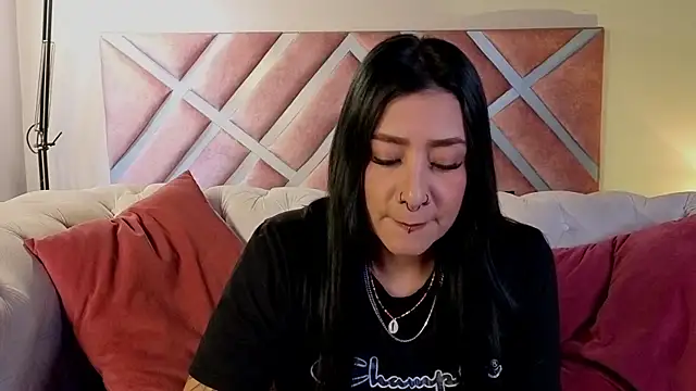 Snapshot of _kelly_hous36 chatting on June 2, 12:40 pm kelly hous36 online show from June 2, 12:40 pm