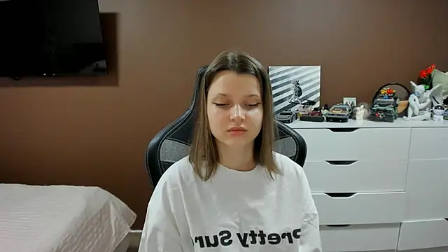 SoniNesti online show from March 7, 2:47 pm