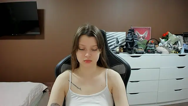 SoniNesti online show from April 30, 2:34 pm