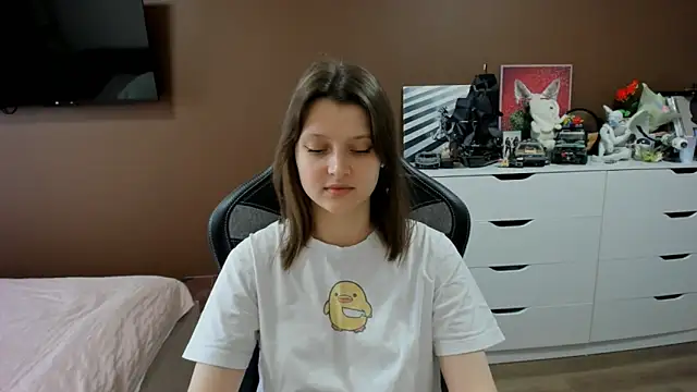 SoniNesti online show from May 5, 2:47 pm