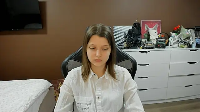 SoniNesti online show from May 14, 3:19 pm