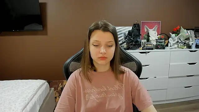SoniNesti online show from May 15, 3:52 pm