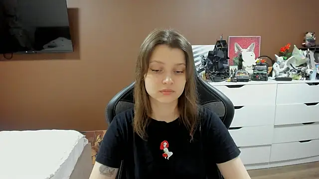 SoniNesti online show from June 26, 3:49 pm