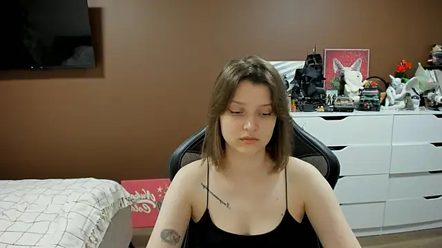 SoniNesti online show from July 23, 3:43 pm