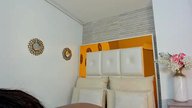 Snapshot of ShaniaBrownn chatting on January 30, 7:48 pm ShaniaBrownn online show from January 30, 7:48 pm