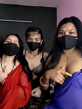 cutee  crazy online show from May 2, 2:44 pm