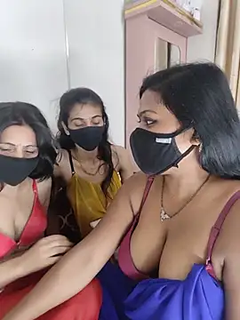 cutee  crazy online show from July 28, 3:21 pm