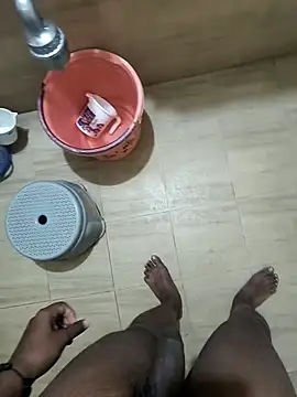 mkmony online show from March 26, 1:06 pm