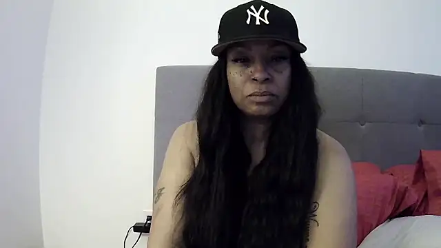 MSweetLindaParks online show from June 11, 12:32 am
