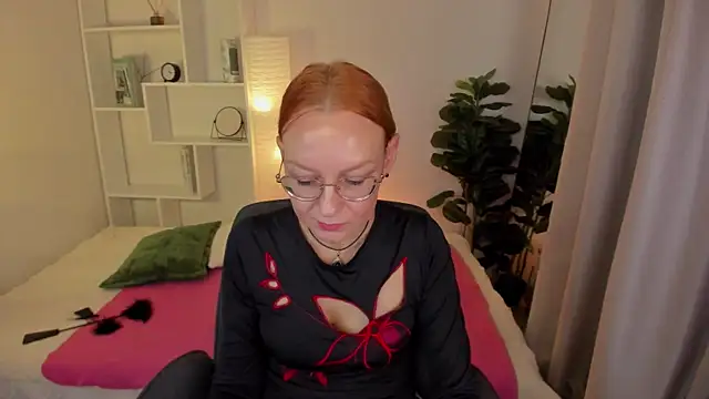 NikaGentle online show from September 15, 1:33 pm