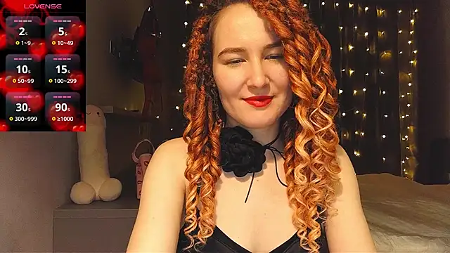 Snapshot of AgnesGraham chatting on December 16, 5:54 pm AgnesGraham online show from December 16, 5:54 pm