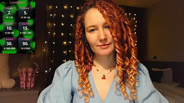 Snapshot of AgnesGraham chatting on December 25, 11:10 pm AgnesGraham online show from December 25, 11:10 pm