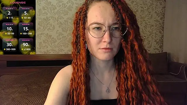 Snapshot of AgnesGraham chatting on March 16, 9:26 pm AgnesGraham online show from March 16, 9:26 pm