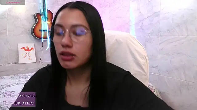 LauraRuiz1 online show from June 5, 10:48 pm
