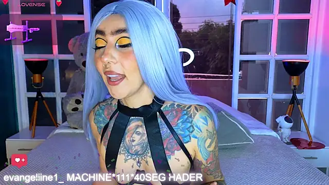 Snapshot of Evangelyne_1 chatting on February 5, 3:42 pm Evangelyne 1 online show from February 5, 3:42 pm