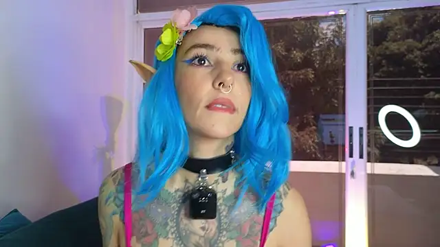 Snapshot of Evangelyne_1 chatting on October 12, 3:44 pm Evangelyne 1 online show from October 12, 3:44 pm