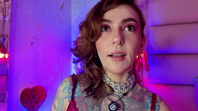 Snapshot of Evangelyne_1 chatting on February 25, 3:54 pm Evangelyne 1 online show from February 25, 3:54 pm