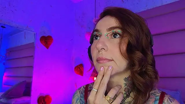 Snapshot of Evangelyne_1 chatting on March 6, 3:52 pm Evangelyne 1 online show from March 6, 3:52 pm