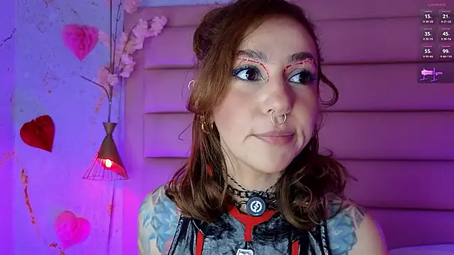 Snapshot of Evangelyne_1 chatting on March 25, 3:29 pm Evangelyne 1 online show from March 25, 3:29 pm