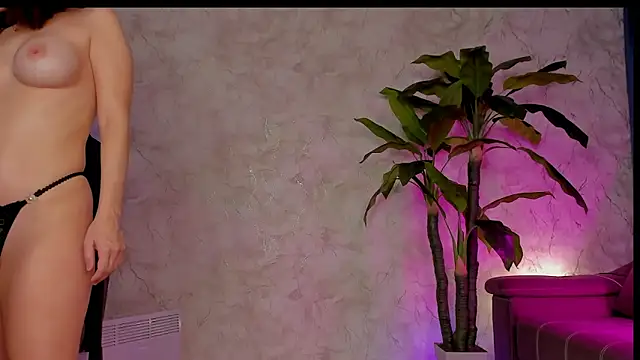 Emma7 online show from February 17, 2:53 am