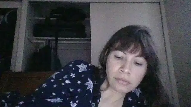 petitedoll29 online show from December 4, 12:08 am