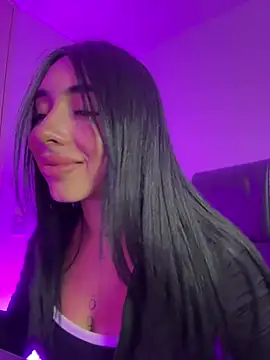 isabella jade online show from March 10, 7:30 pm