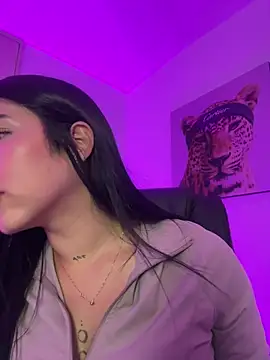 isabella jade online show from March 13, 7:20 pm