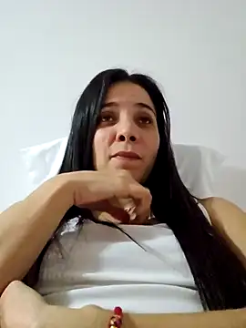 miaeyes online show from January 6, 12:59 am