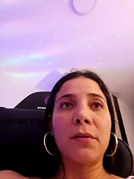 miaeyes online show from January 19, 1:53 am