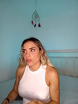 ASHLEY BLAIR online show from March 4, 11:22 pm