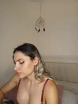 ASHLEY BLAIR online show from June 10, 8:08 pm