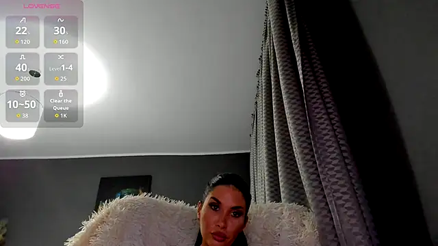 Snapshot of Emma_D_ chatting on November 10, 7:24 pm Emma D online show from November 10, 7:24 pm