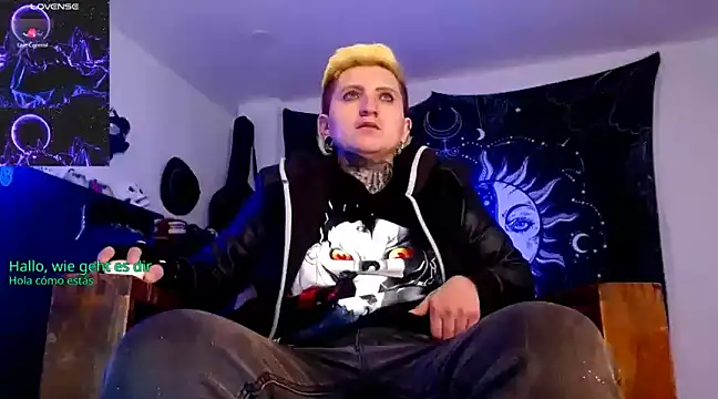 Marieblueeyes online show from January 7, 4:39 am