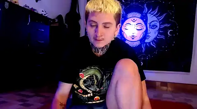 Marieblueeyes online show from January 15, 1:23 am