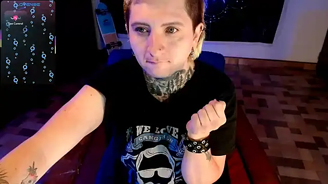 Marieblueeyes online show from January 19, 11:43 pm