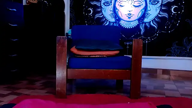 Marieblueeyes online show from January 26, 2:41 pm