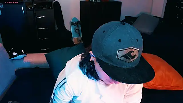 Snapshot of Marieblueeyes chatting on October 1, 2:28 am Marieblueeyes online show from October 1, 2:28 am