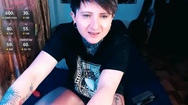 Snapshot of Marieblueeyes chatting on October 28, 11:29 pm Marieblueeyes online show from October 28, 11:29 pm