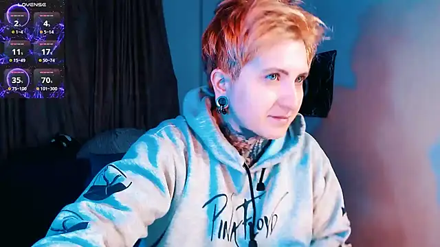 Snapshot of Marieblueeyes chatting on November 18, 4:06 am Marieblueeyes online show from November 18, 4:06 am