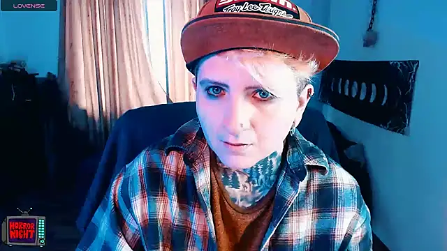 Snapshot of Marieblueeyes chatting on December 16, 9:31 pm Marieblueeyes online show from December 16, 9:31 pm